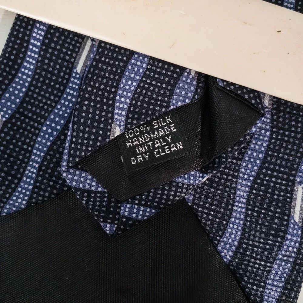 Paco Rabanne Paris Men's 100% Silk Necktie Italy Blue/black Wavy Stripe‎ EUC